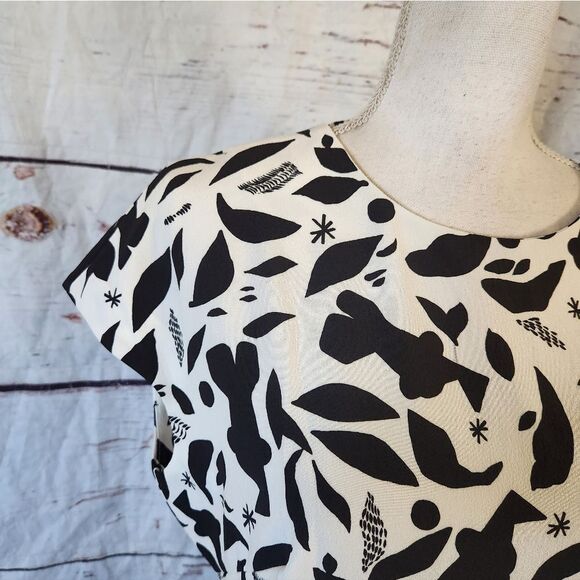 M.M. Lafleur Masha 2.0 Icon Print Midi Dress Size 10 NWT - Picture 6 of 9